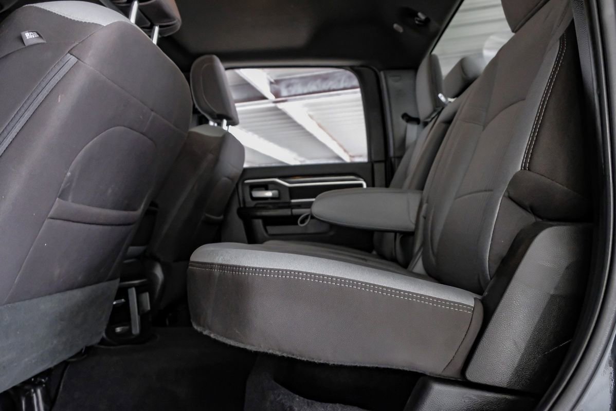 Used 2024 RAM 3500 Big Horn image 39