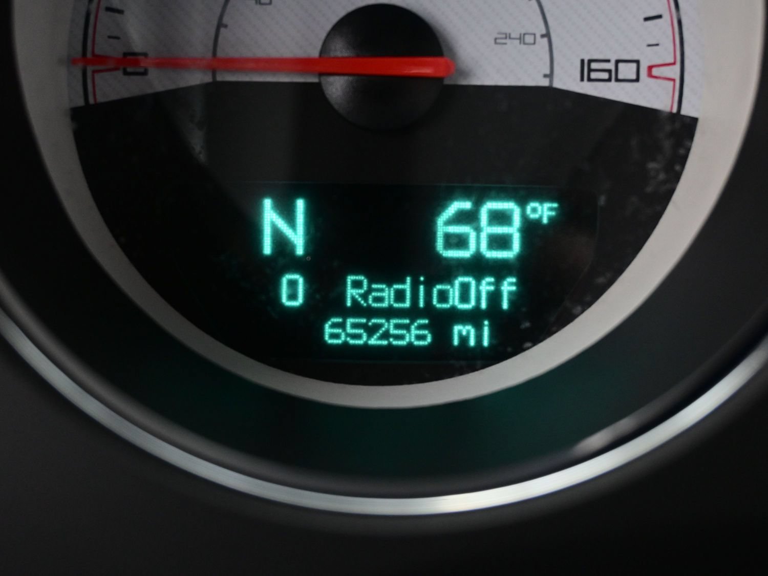 Used 2014 Dodge Challenger R/T RWD image 25