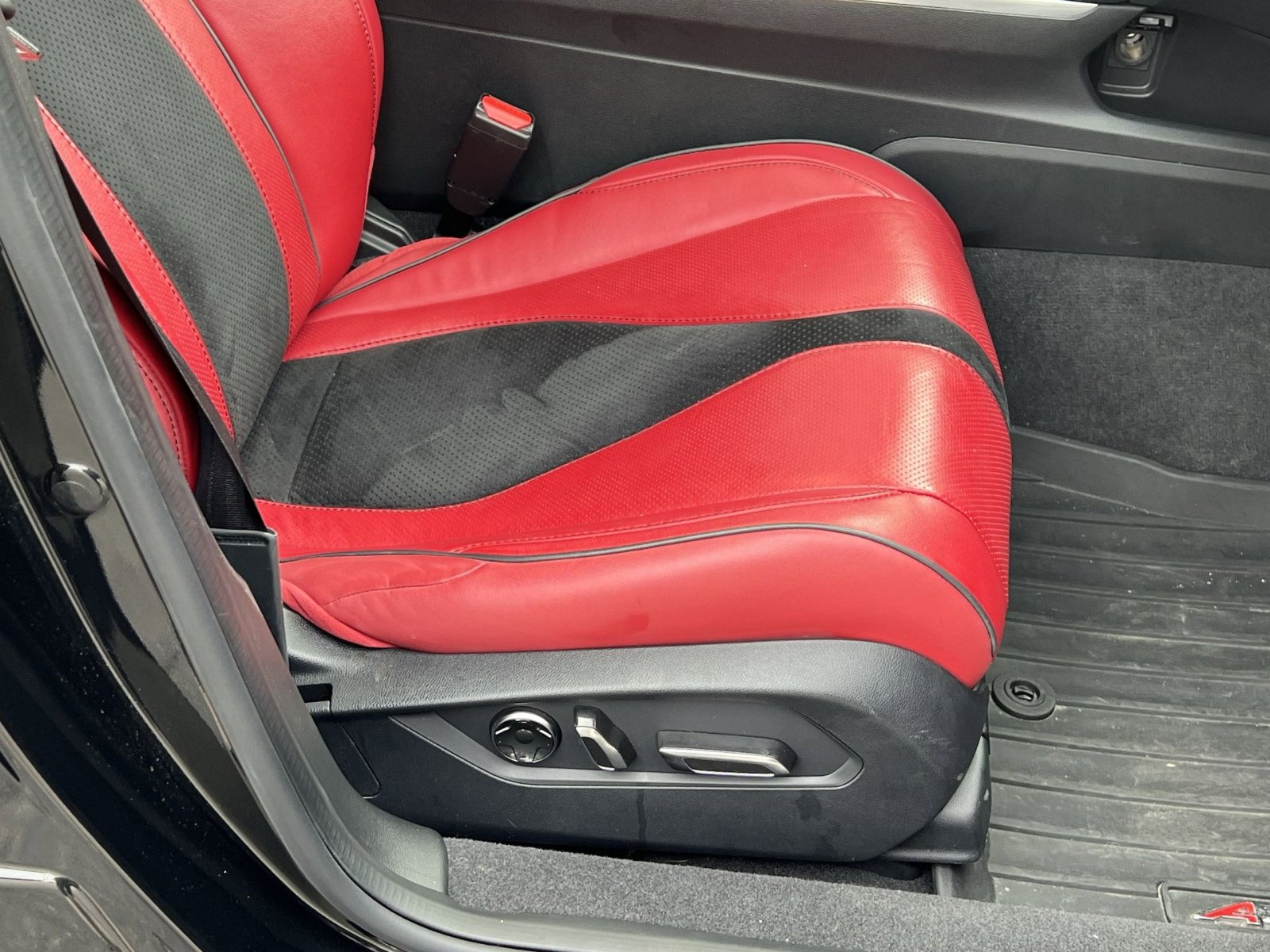 Used 2023 Acura TLX SH-AWD w/ A-SPEC Pkg image 27