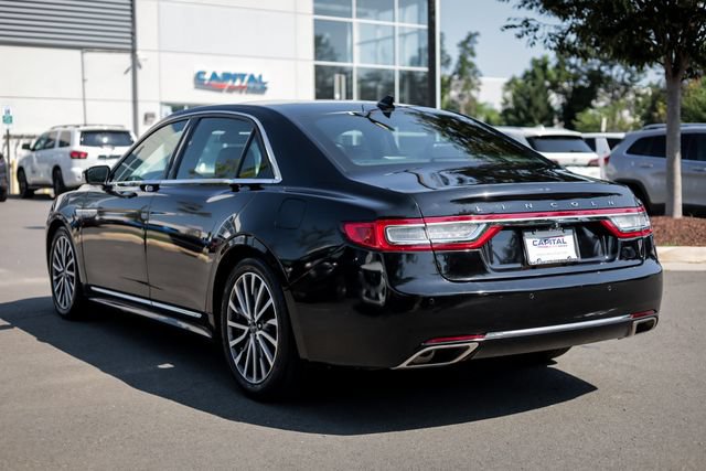 Used 2020 Lincoln Continental AWD w/ Premium Package image 11