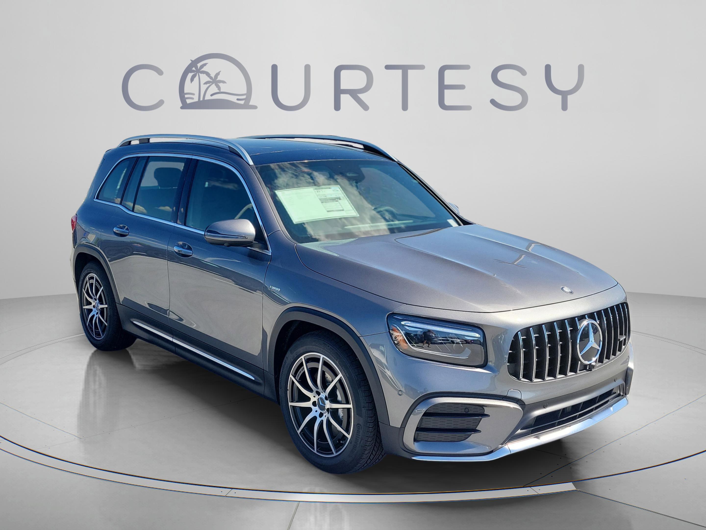 New 2026 Mercedes-Benz GLB 35 AMG 4MATIC image 4