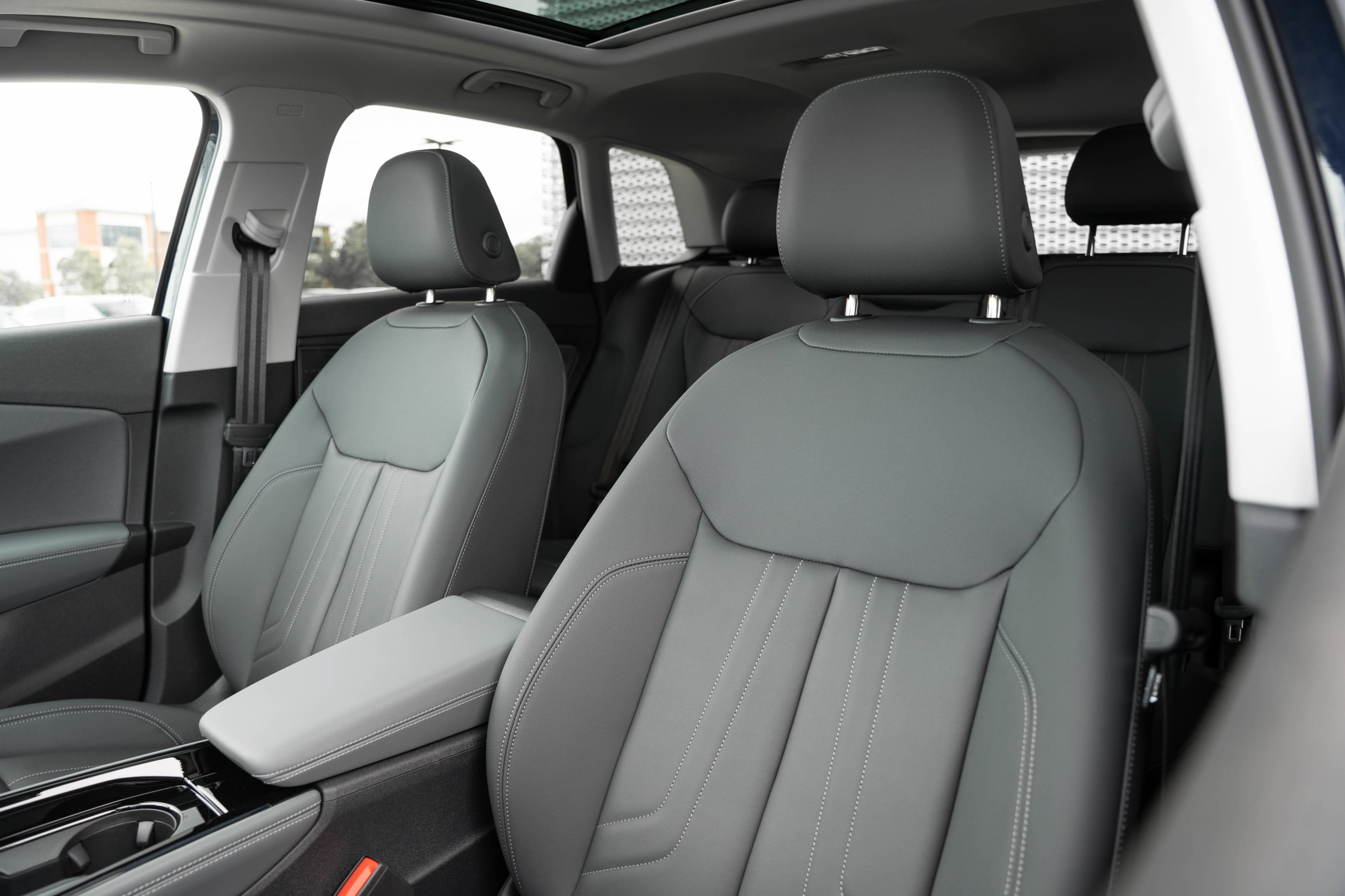 New 2026 Audi Q3 quattro 2.0T AWD/4WD image 19