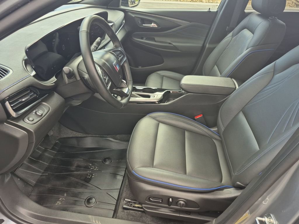 Used 2024 Buick Envista Sport Touring w/ Convenience I Package image 18