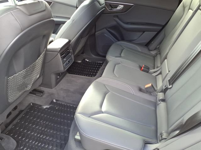 Used 2023 Audi Q8 Premium w/ Convenience Package image 9