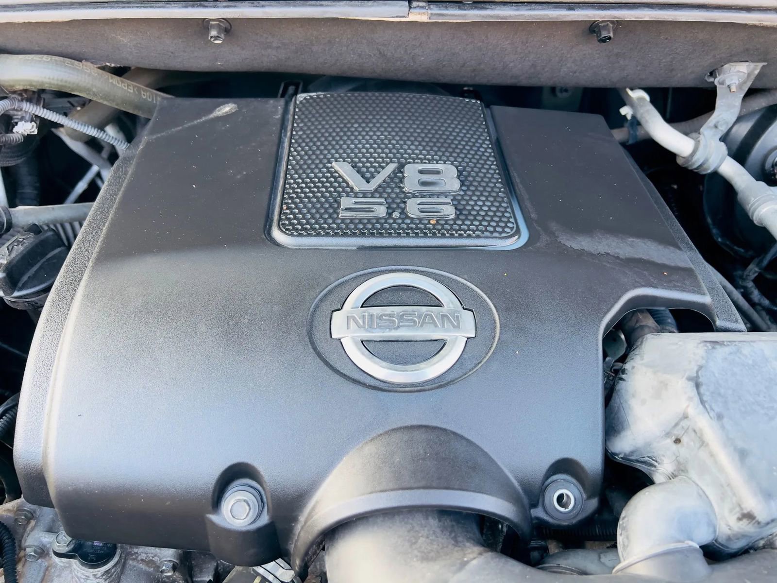 Used 2014 Nissan Armada SL image 35