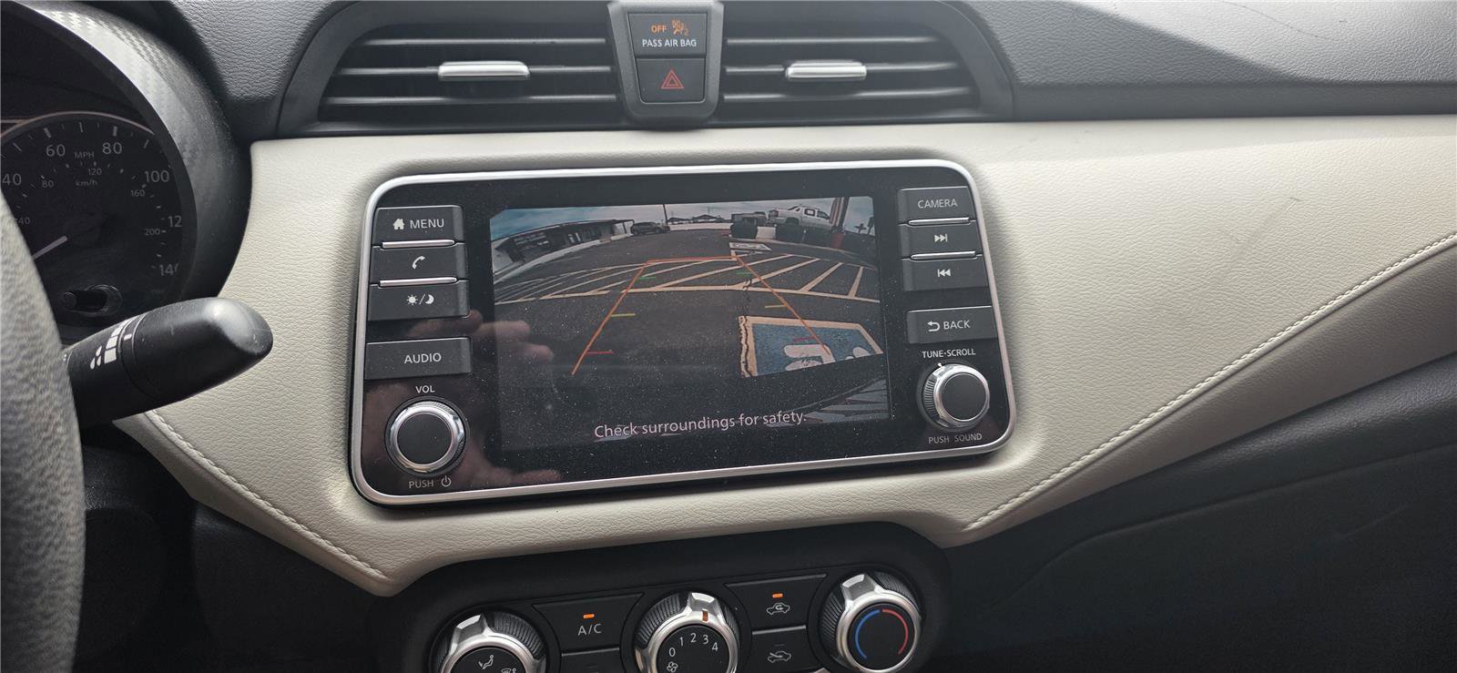 Used 2021 Nissan Versa SV FWD image 12