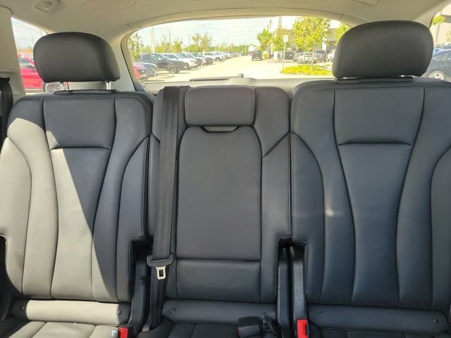 Used 2024 Audi Q7 2.0T Premium Plus AWD/4WD image 26