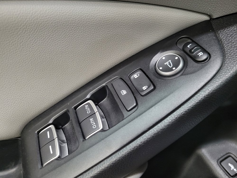 Used 2019 Honda Accord LX image 27