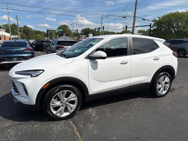 Used 2025 Buick Encore GX Preferred FWD image 3