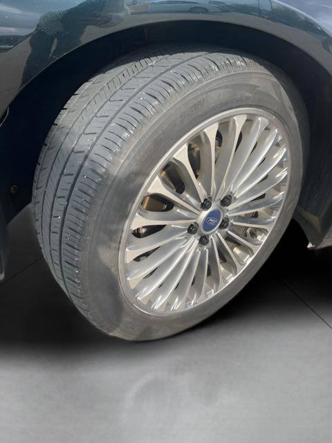 Used 2014 Ford Fusion Titanium FWD image 29