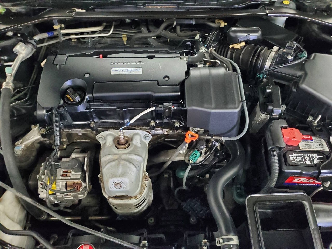 Used 2017 Honda Accord Sport image 4
