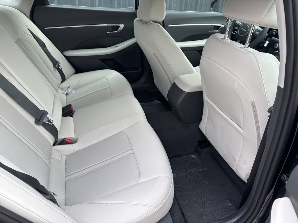 New 2026 Hyundai Sonata SEL AWD/4WD image 19