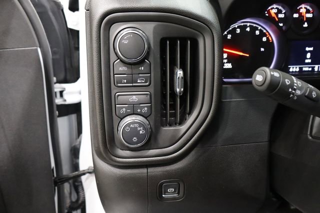 Used 2024 Chevrolet Silverado 1500 Custom w/ Turbomax Blackout Package image 30