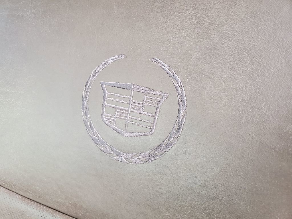 Used 2010 Cadillac DTS Platinum image 20