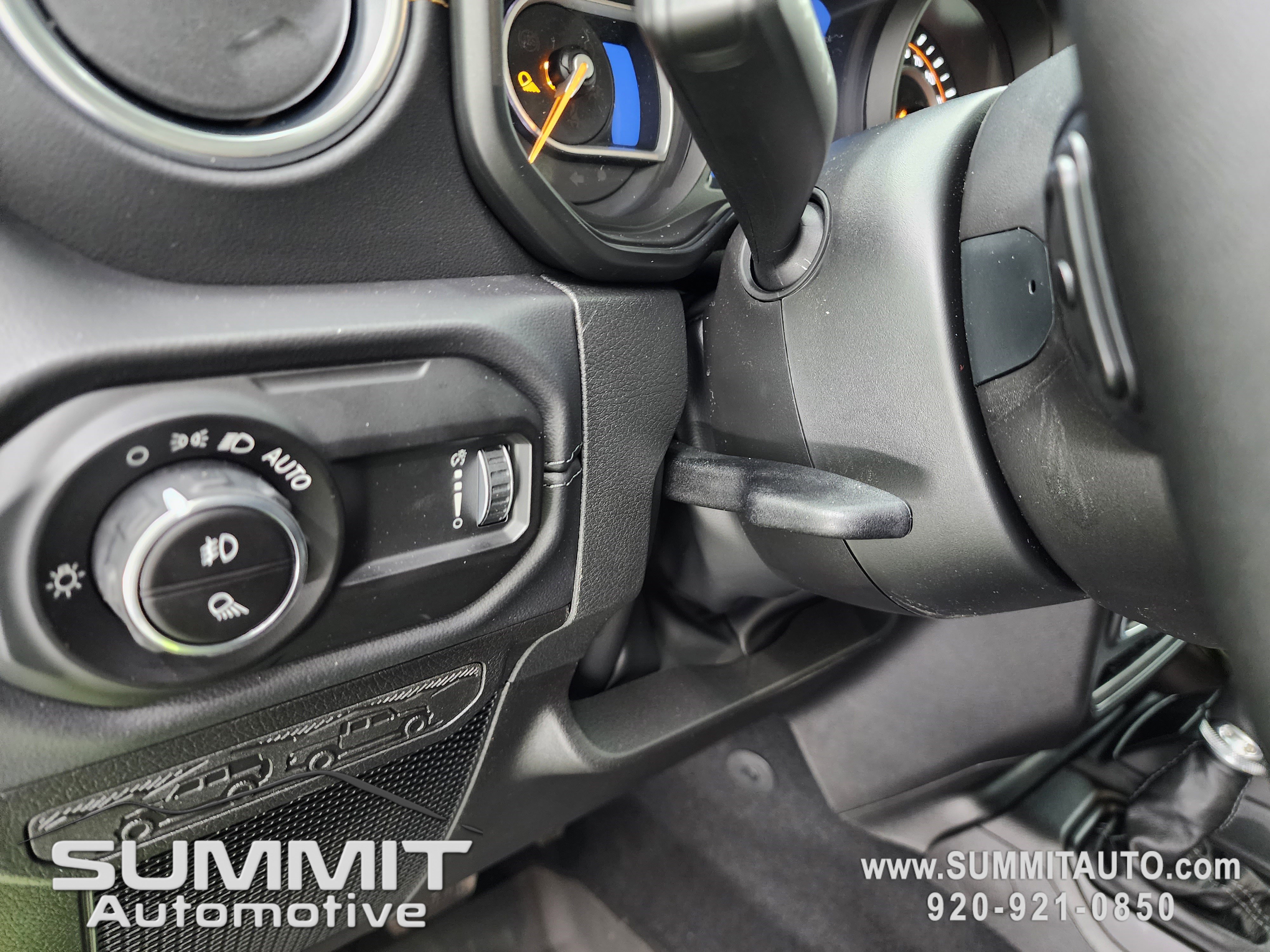 New 2026 Jeep Gladiator Sahara image 40