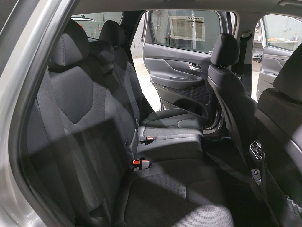 Used 2021 Hyundai Santa Fe SEL FWD image 12