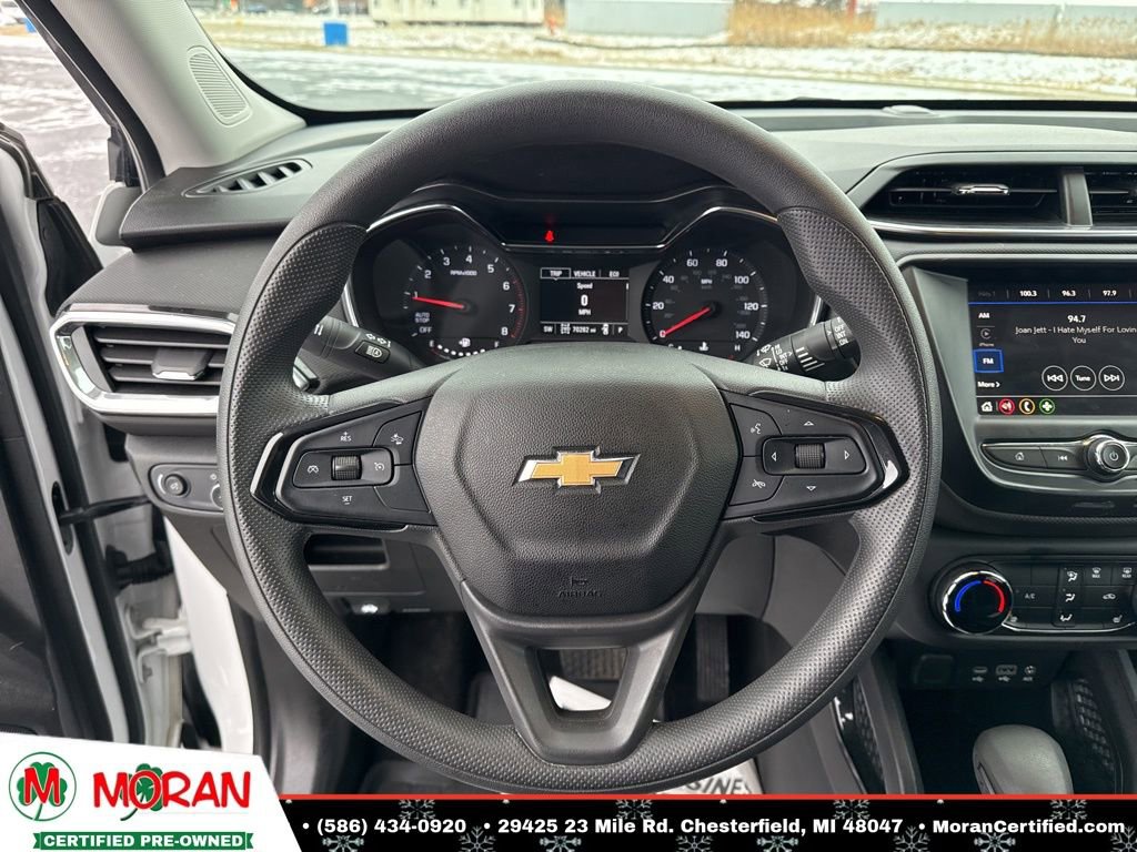 Used 2022 Chevrolet TrailBlazer LT w/ LPO, Blackout Package image 13