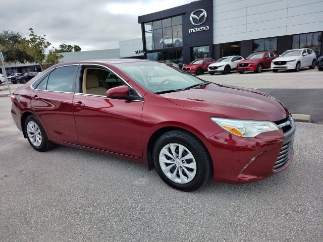 Used 2016 Toyota Camry LE