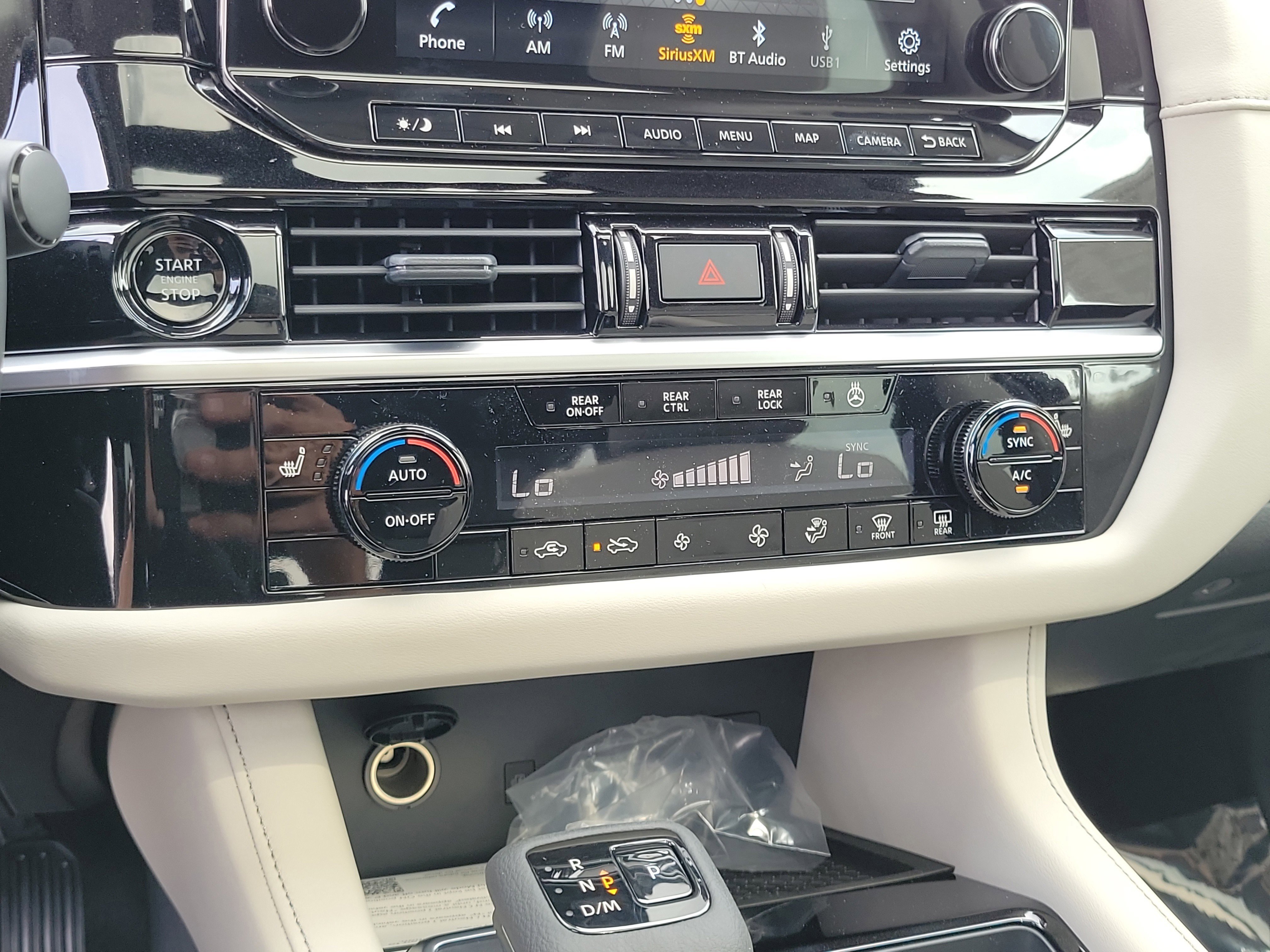 Used 2025 Nissan Pathfinder SL w/ SL Premium Package image 27