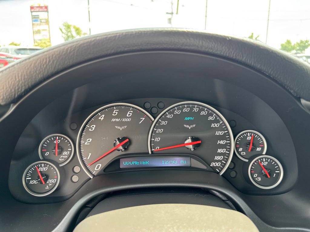 Used 2011 Chevrolet Corvette Grand Sport w/ Preferred Equipment Group RWD image 14
