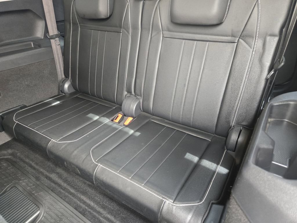 Used 2022 Volkswagen Tiguan SE FWD image 31
