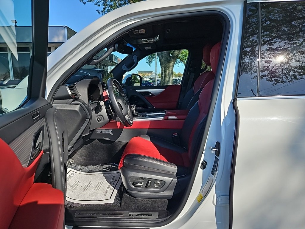 Used 2022 Lexus LX 600 F Sport image 18