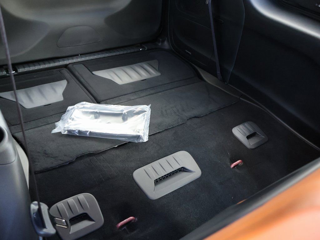 New 2026 Chrysler Pacifica Pinnacle image 12