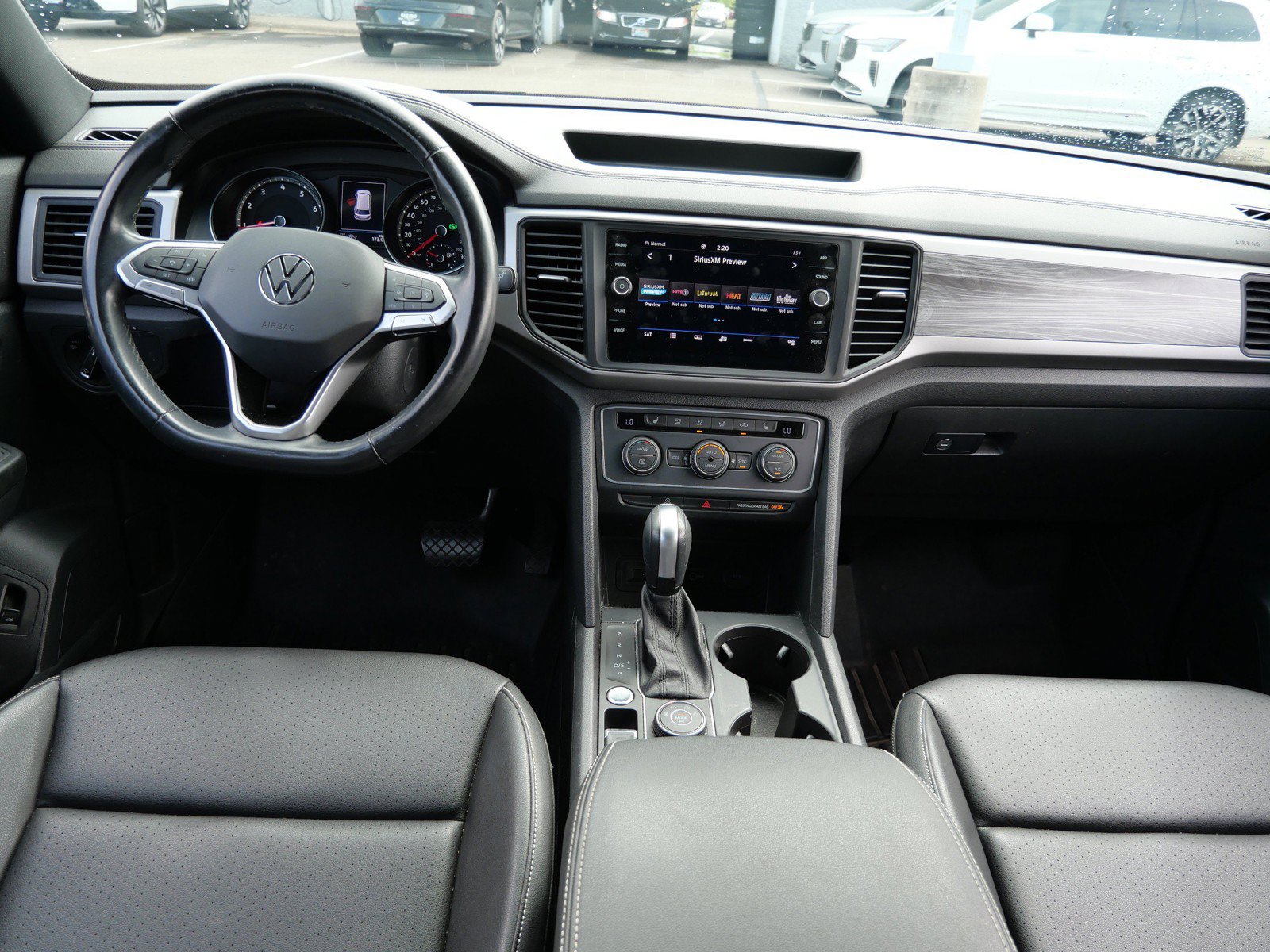 Used 2020 Volkswagen Atlas Cross Sport SE w/ Panoramic Sunroof Package AWD/4WD image 13