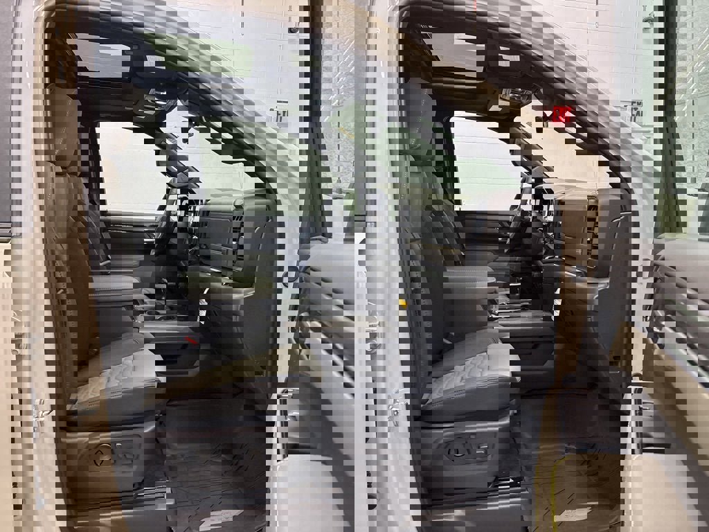 New 2026 Chevrolet Silverado 1500 ZR2 w/ Dark Appearance Package image 36