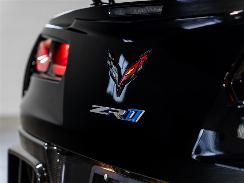 Used 2019 Chevrolet Corvette ZR1 RWD image 22