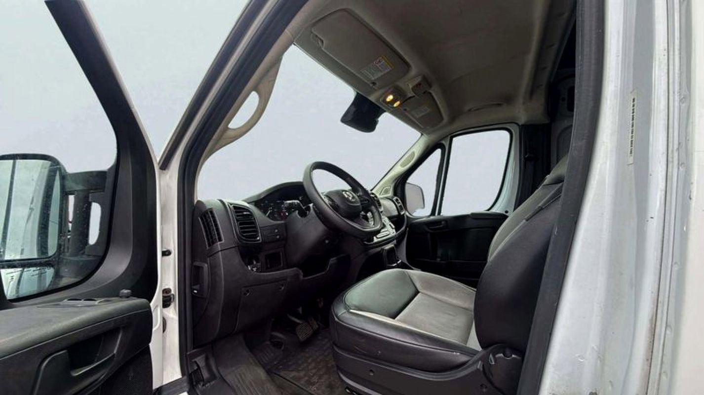 Used 2023 RAM ProMaster 2500 image 13