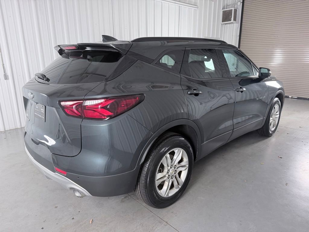 Used 2019 Chevrolet Blazer LT w/ Sound & Technology Package FWD image 5