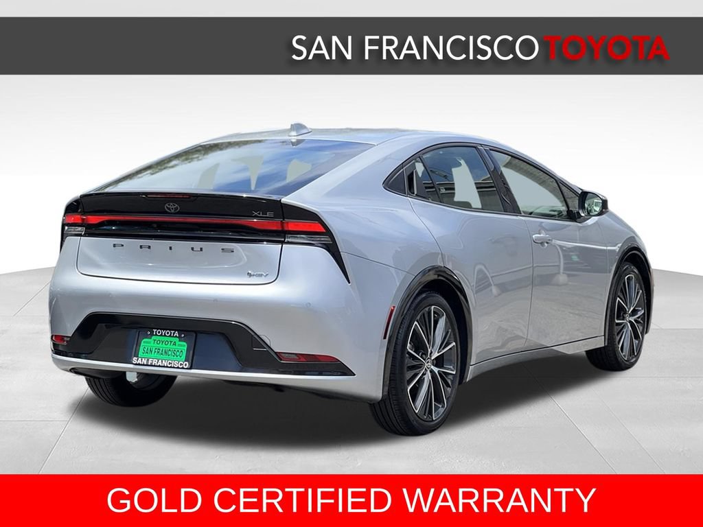 Certified 2024 Toyota Prius XLE FWD image 5