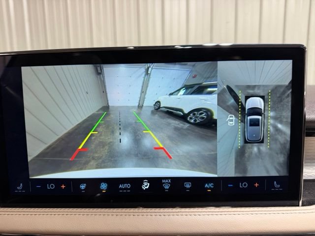 Used 2024 Lincoln Corsair AWD w/ Equipment Group 101A image 40
