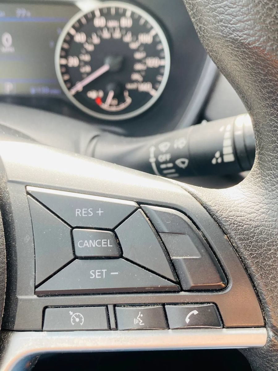 Used 2022 Nissan Altima 2.5 SV FWD image 10