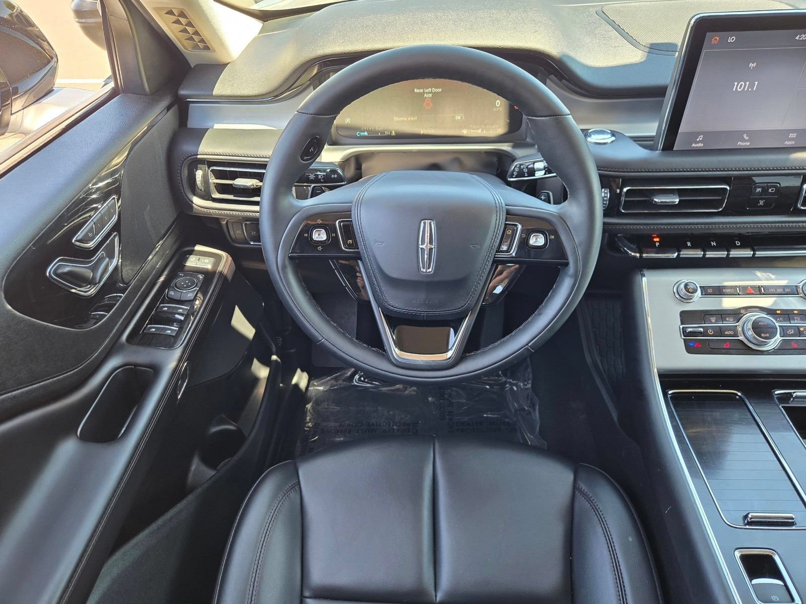 Used 2024 Lincoln Aviator 2WD w/ Premium Package image 15