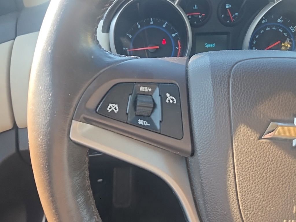 Used 2012 Chevrolet Cruze LT FWD image 14
