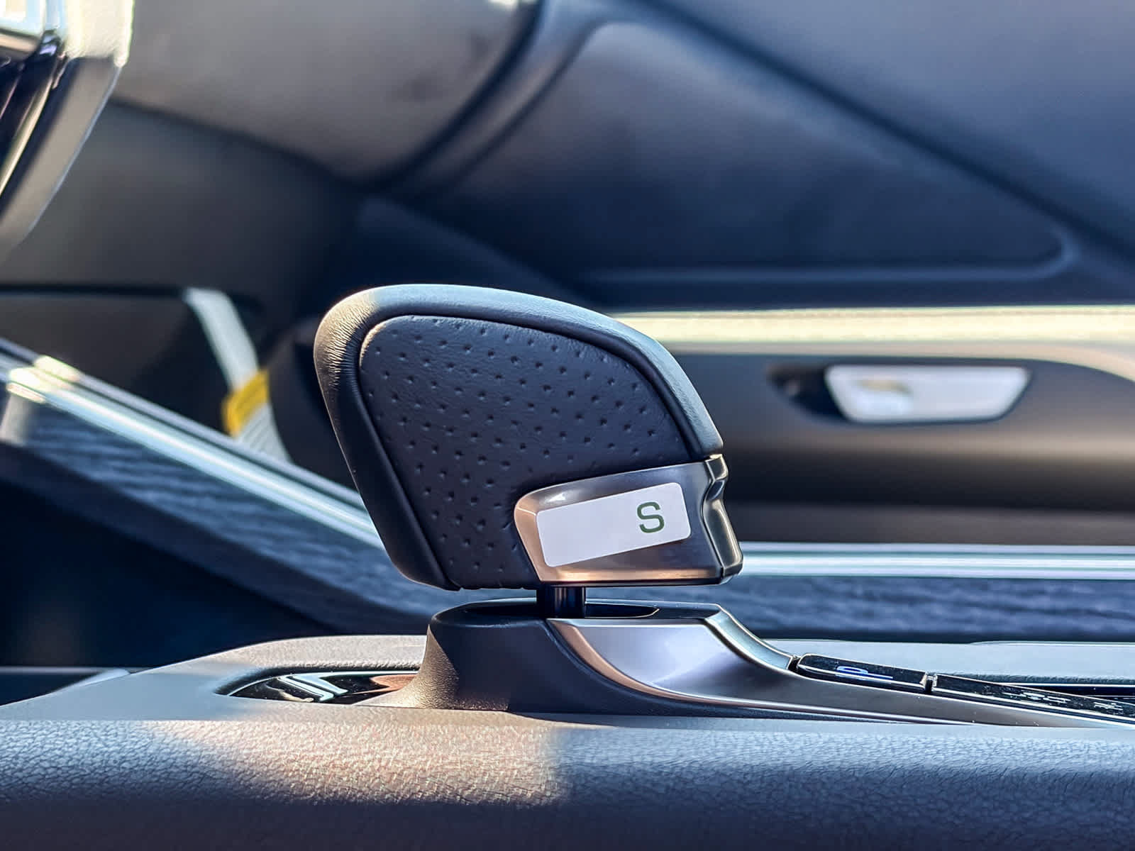 New 2026 Lexus TX 500h AWD image 24