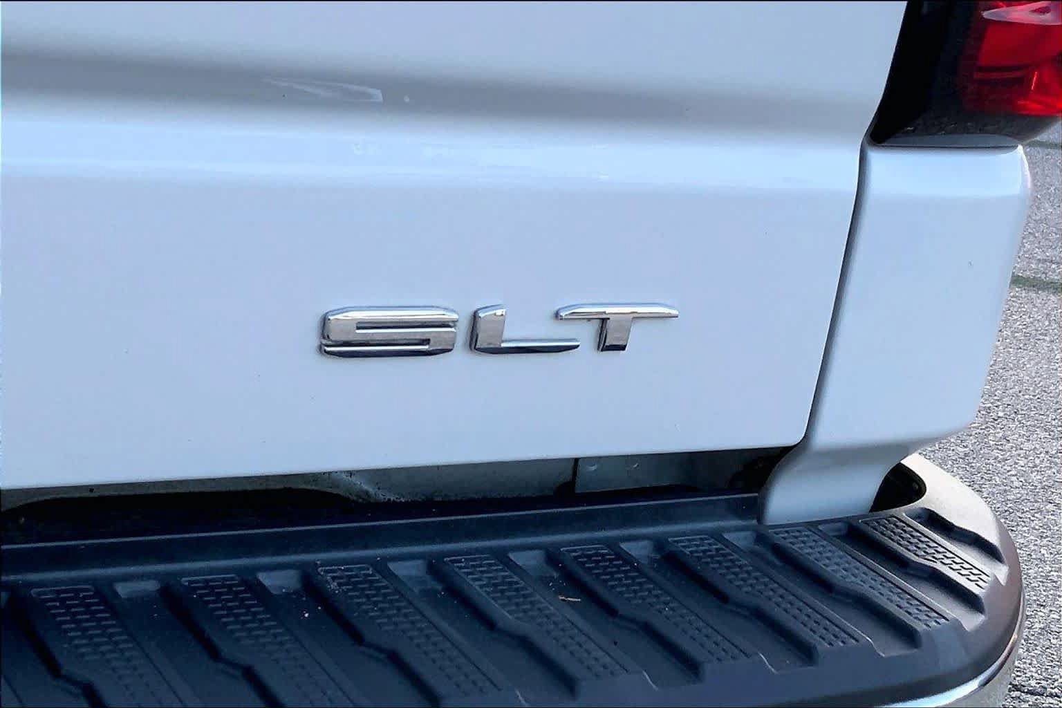Used 2019 GMC Sierra 1500 SLT RWD image 9