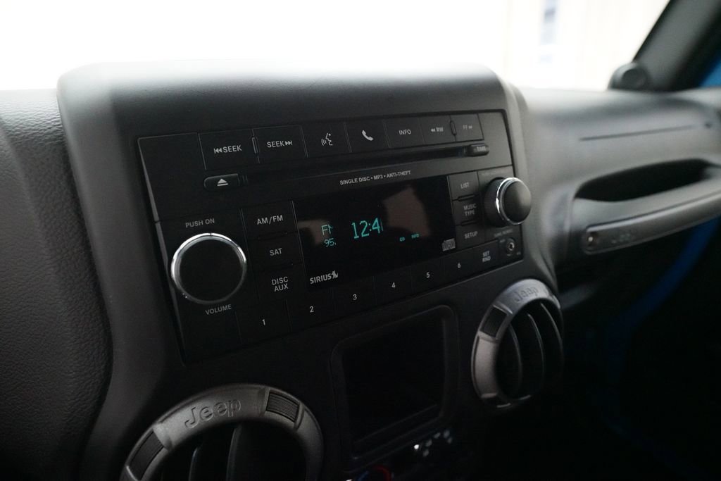 Used 2014 Jeep Wrangler Sport image 6