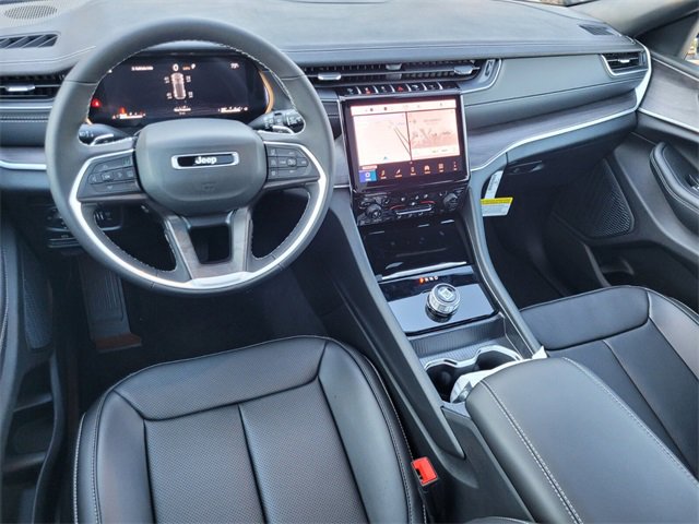 New 2025 Jeep Grand Cherokee Limited image 10