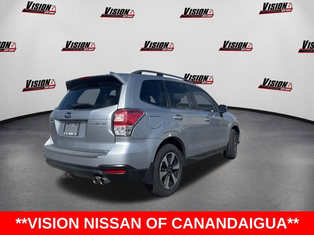 Used 2017 Subaru Forester 2.5i Limited AWD/4WD image 5