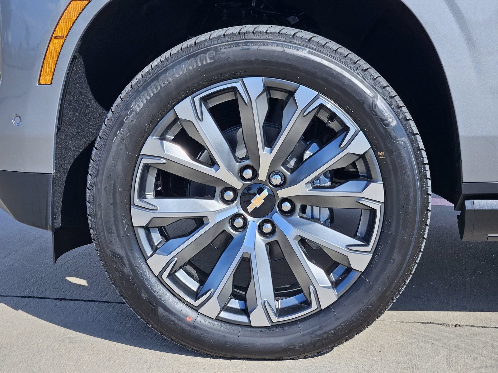New 2026 Chevrolet Tahoe High Country AWD/4WD image 12