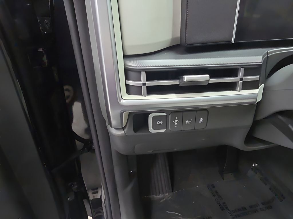 Used 2026 Hyundai Santa Fe SEL AWD/4WD image 11
