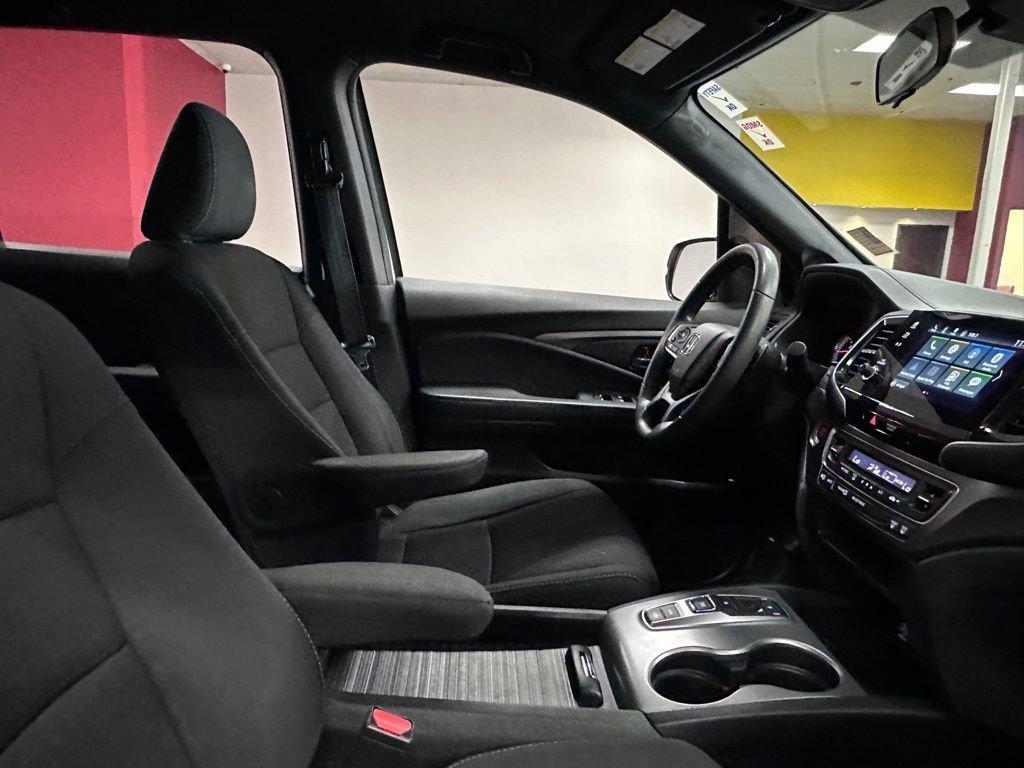 Used 2021 Honda Passport Sport image 31