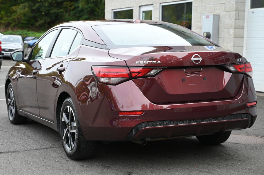 Used 2024 Nissan Sentra SV image 4