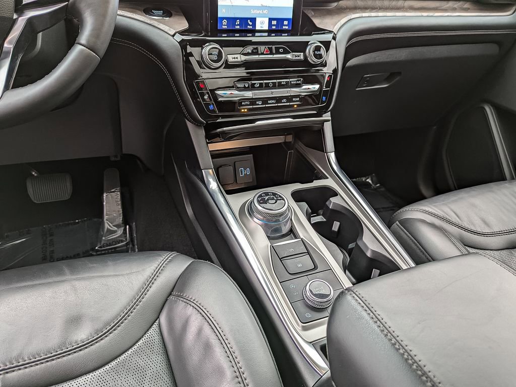 Used 2022 Ford Explorer Platinum w/ Equipment Group 601A image 36