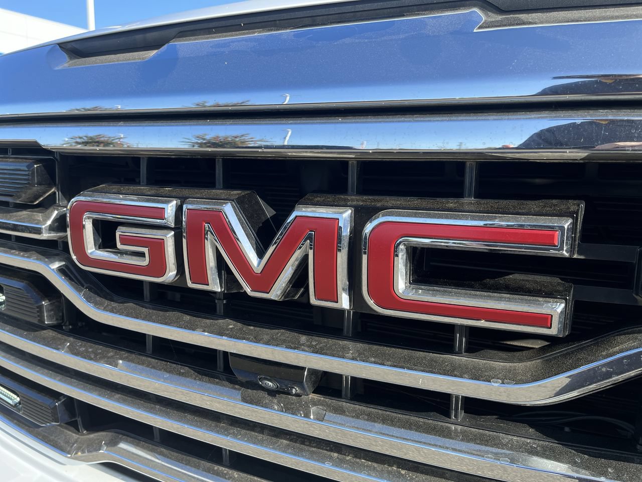 Used 2024 GMC Sierra 1500 SLT w/ SLT Premium Plus Package AWD/4WD image 29
