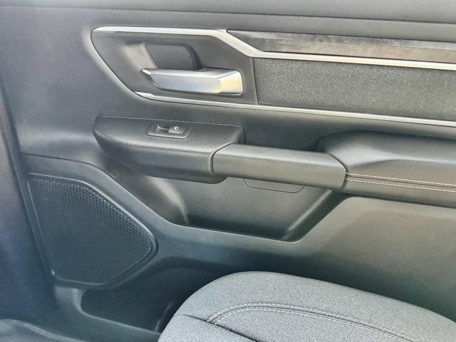 Used 2023 RAM 1500 Big Horn AWD/4WD image 28