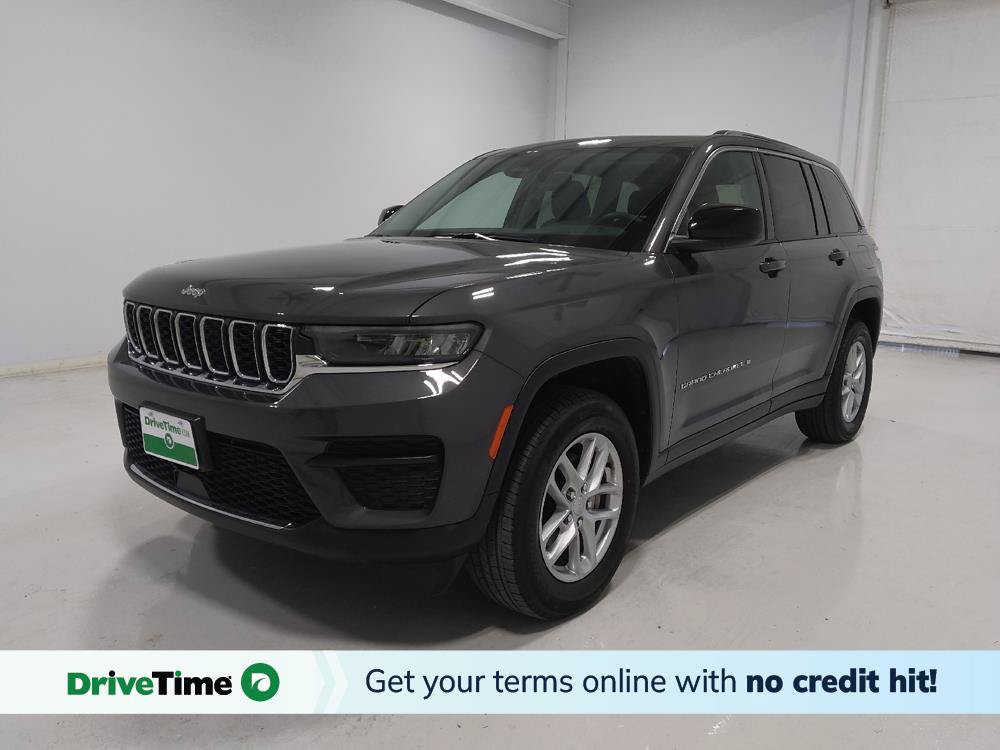 Used 2023 Jeep Grand Cherokee Laredo X AWD/4WD image 1